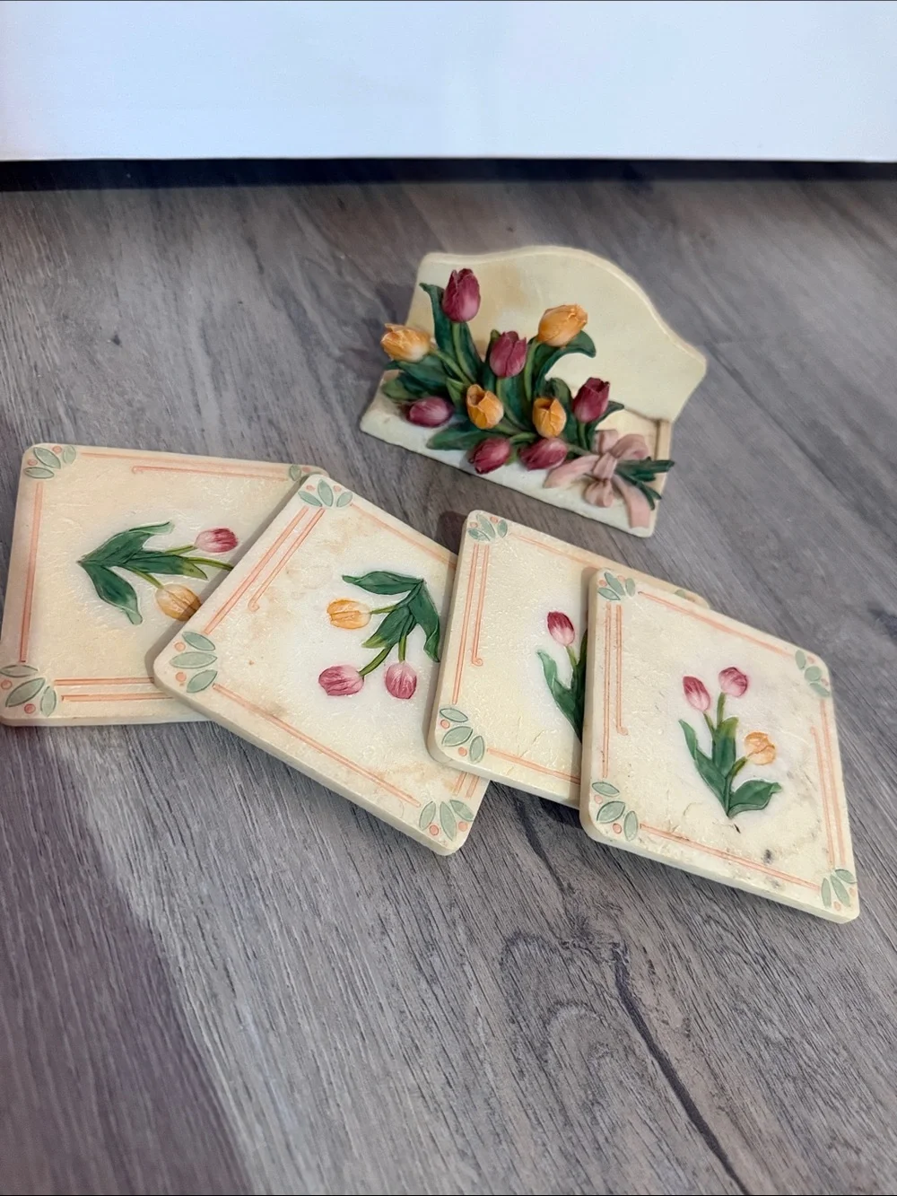 Vintage A. Richesco Hand Painted Tulip Cork Back Coaster Set of 4 with Holder 💕
